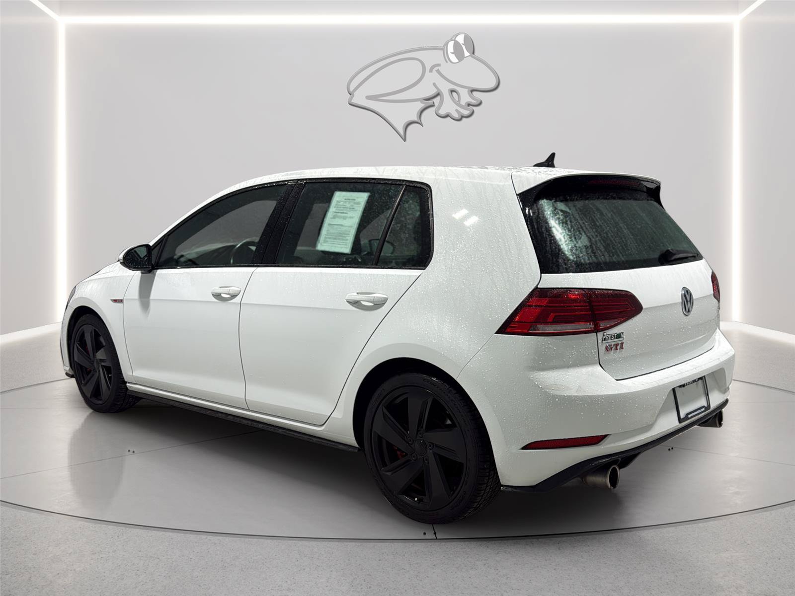Used 2020 Volkswagen Golf 4-Door FWD image 7