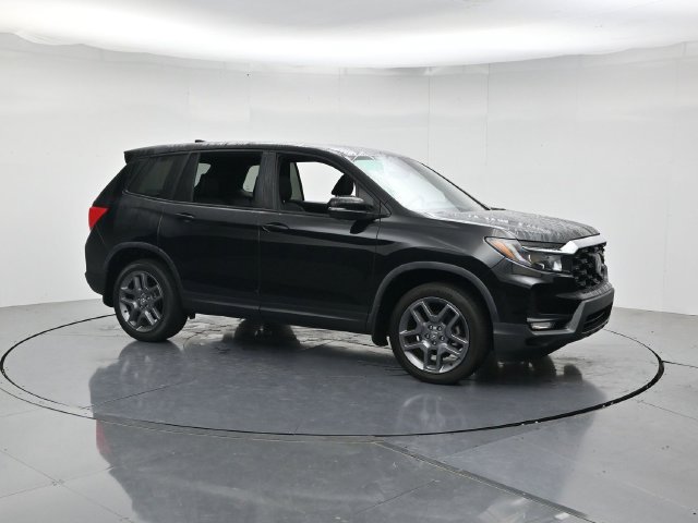 Used 2023 Honda Passport EX-L image 3