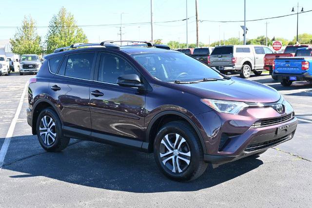 Used 2017 Toyota RAV4 LE w/ All Weather Liner Package AWD/4WD image 7