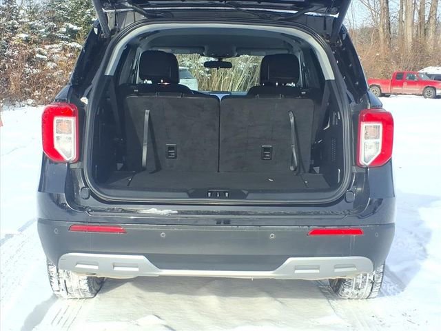 Certified 2023 Ford Explorer XLT w/ Equipment Group 202A image 9