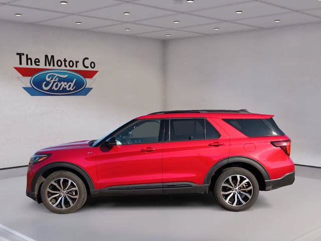 Certified 2025 Ford Explorer ST-Line AWD/4WD image 8