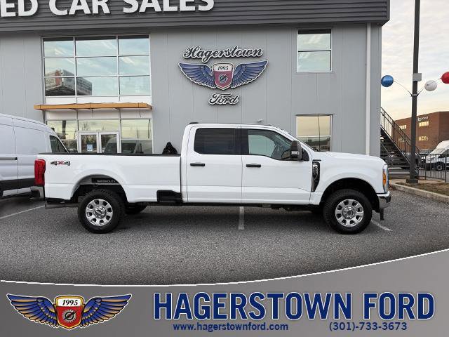 Certified 2023 Ford F250 XLT w/ F-250 >10K GVWR Package image 6
