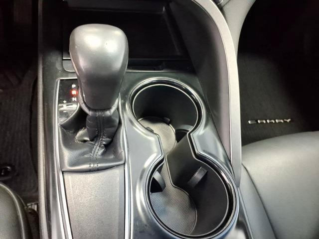 Used 2018 Toyota Camry SE FWD image 21