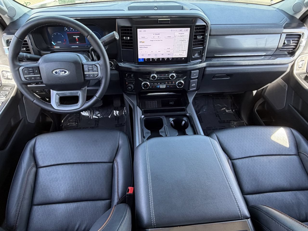 Certified 2026 Ford F250 Lariat w/ Black Appearance Package AWD/4WD image 15
