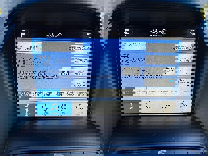 Certified 2018 Ford Escape SEL image 44