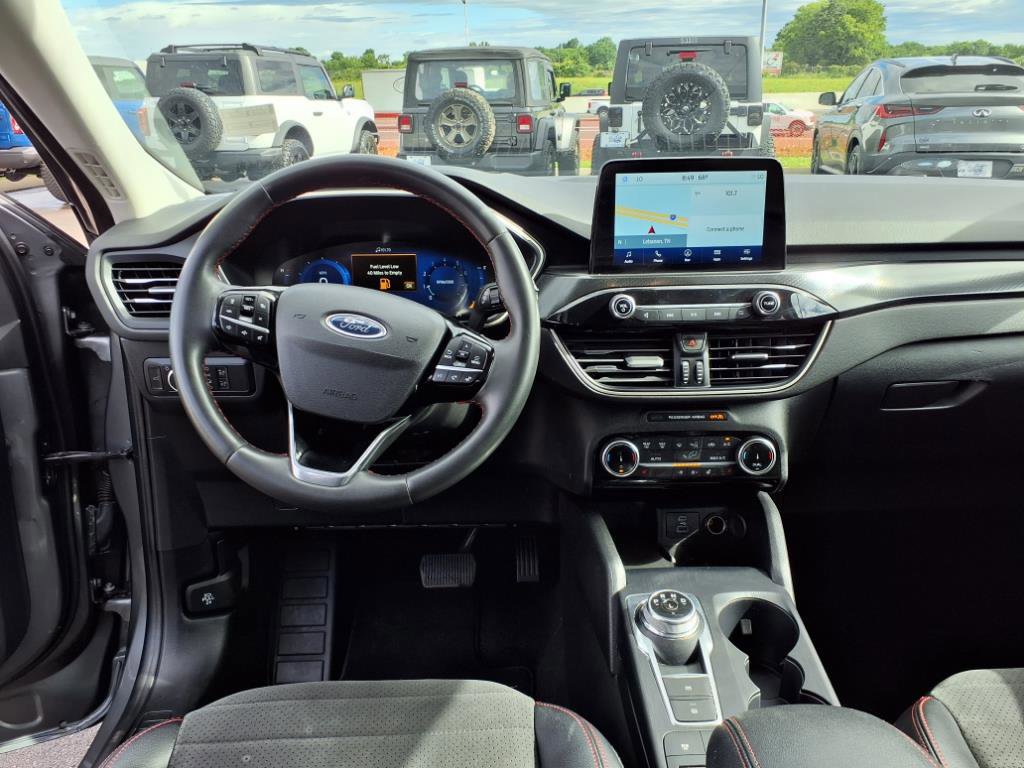 Certified 2022 Ford Escape SEL w/ SEL Stealth AWD Package image 14