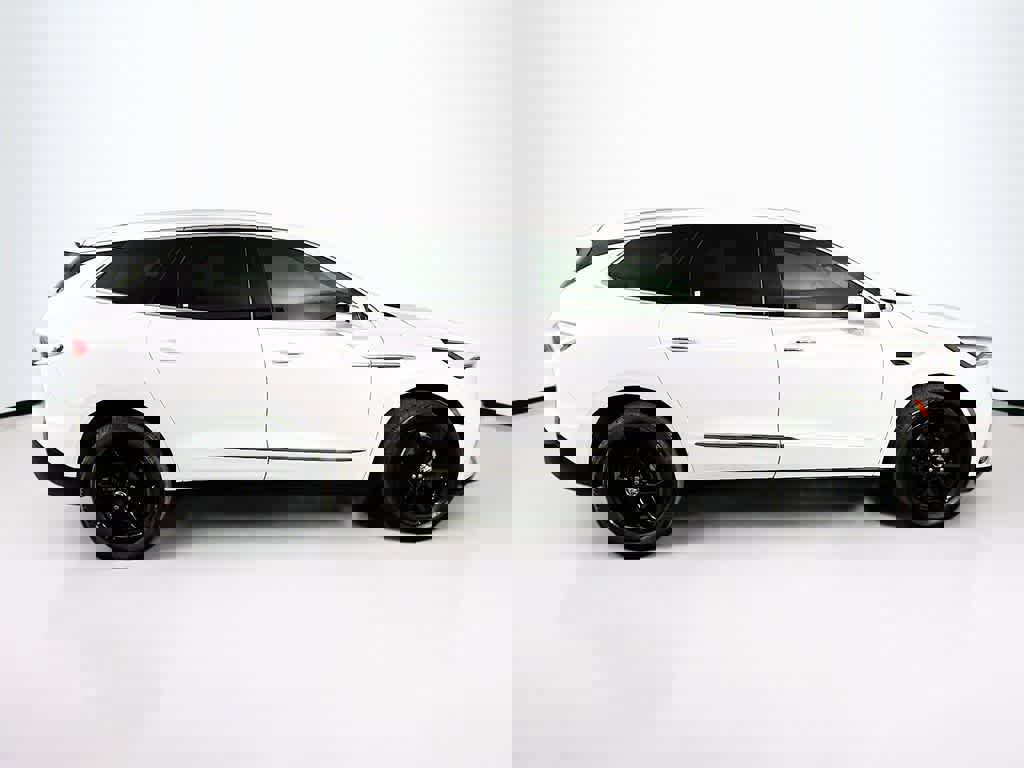 Used 2023 Buick Enclave Essence w/ Sport Touring Edition image 26