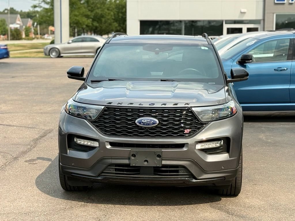 Certified 2023 Ford Explorer ST w/ Technology Package AWD/4WD image 35