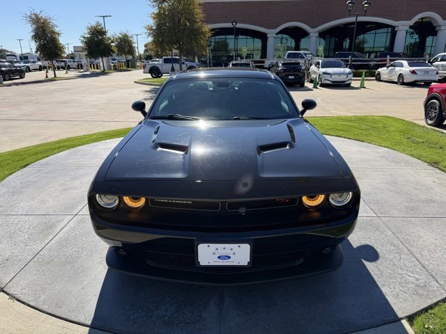 Used 2018 Dodge Challenger R/T Scat Pack w/ Leather Interior Group image 3