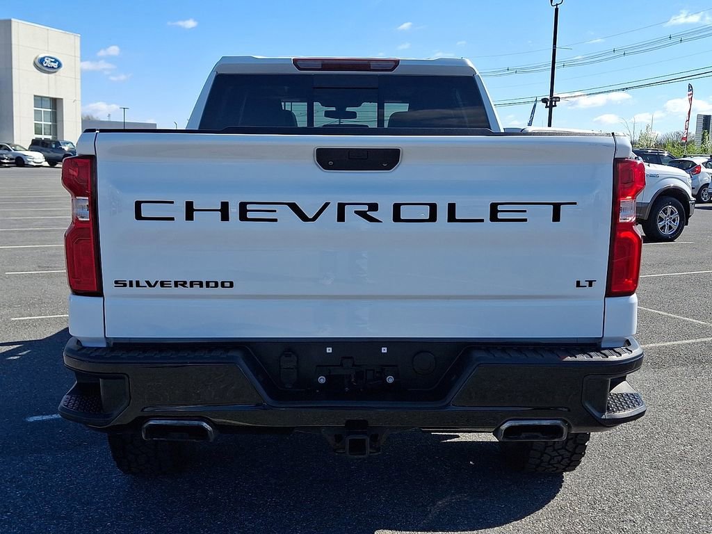 Used 2022 Chevrolet Silverado 1500 LT Trail Boss w/ Convenience Package II AWD/4WD image 5