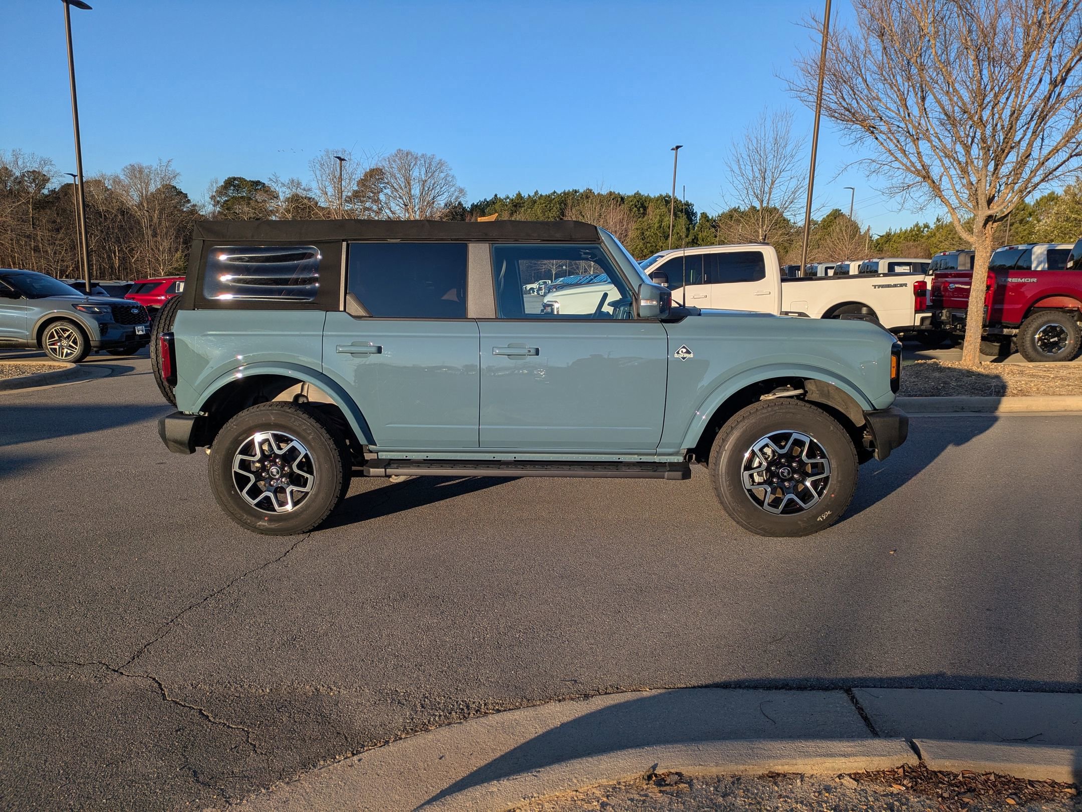 Certified 2021 Ford Bronco Outer Banks image 6