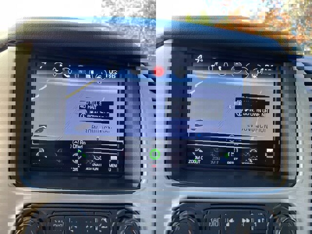 Used 2016 GMC Yukon SLT w/ Premium Edition image 31