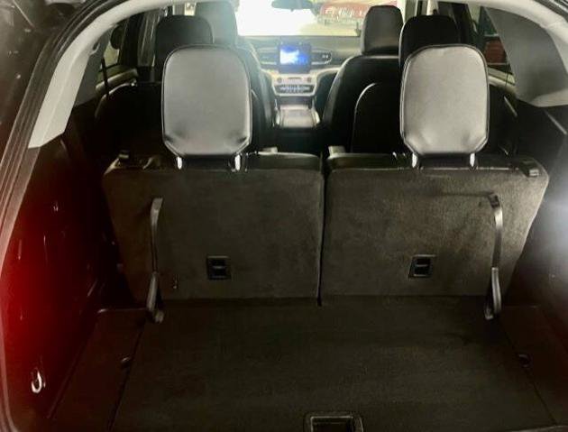 Certified 2023 Ford Explorer XLT w/ Equipment Group 202A AWD/4WD image 10