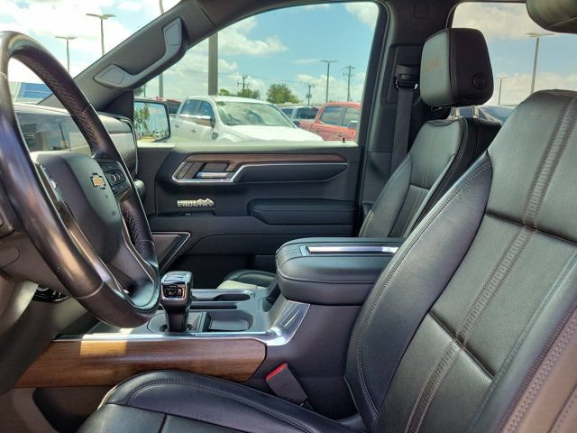 Used 2022 Chevrolet Silverado 1500 High Country RWD image 24