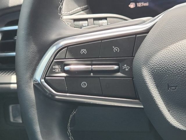 Used 2026 Chevrolet Traverse LT FWD image 28