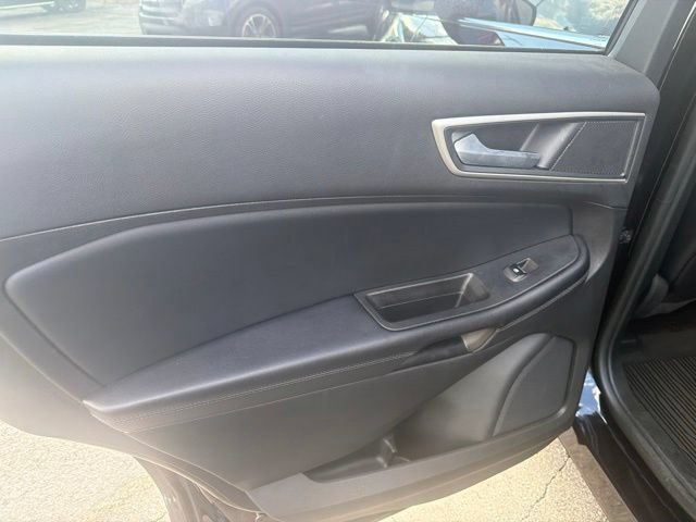 Certified 2024 Ford Edge SEL w/ Convenience Package AWD/4WD image 15