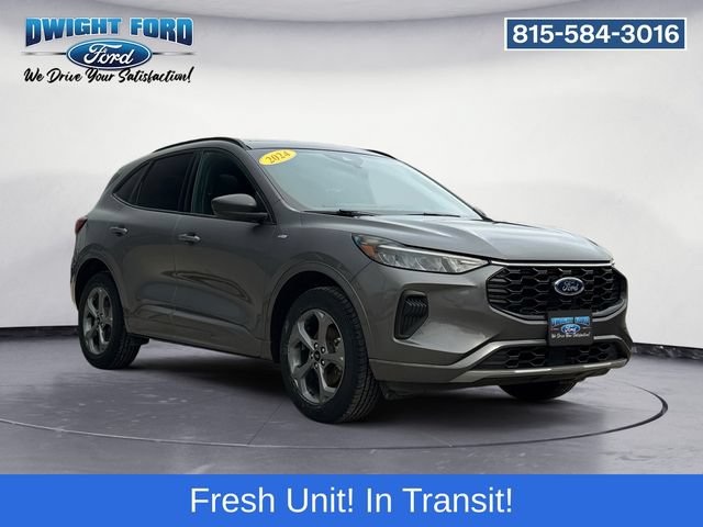 Certified 2024 Ford Escape ST-Line w/ Tech Pack #1 AWD/4WD image 7