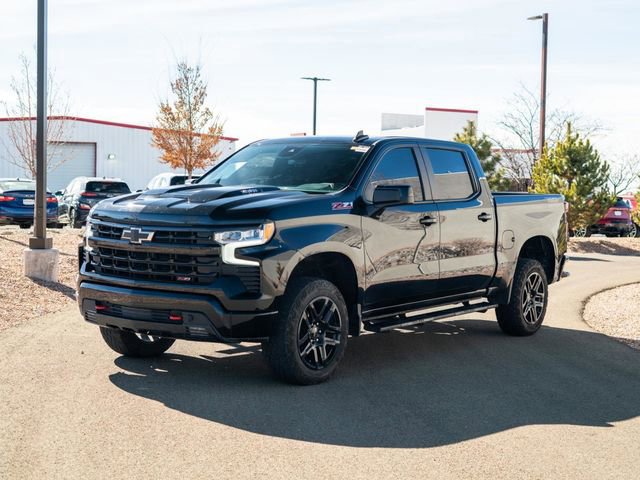 Used 2023 Chevrolet Silverado 1500 LT Trail Boss image 2