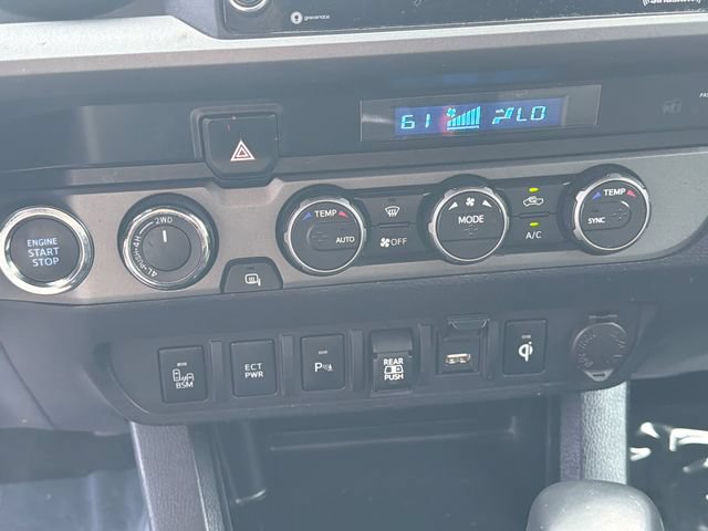 Used 2022 Toyota Tacoma TRD Off-Road w/ Technology Package AWD/4WD image 30