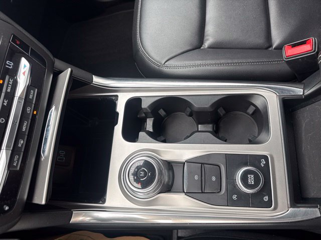Certified 2020 Ford Explorer XLT w/ Equipment Group 202A AWD/4WD image 25