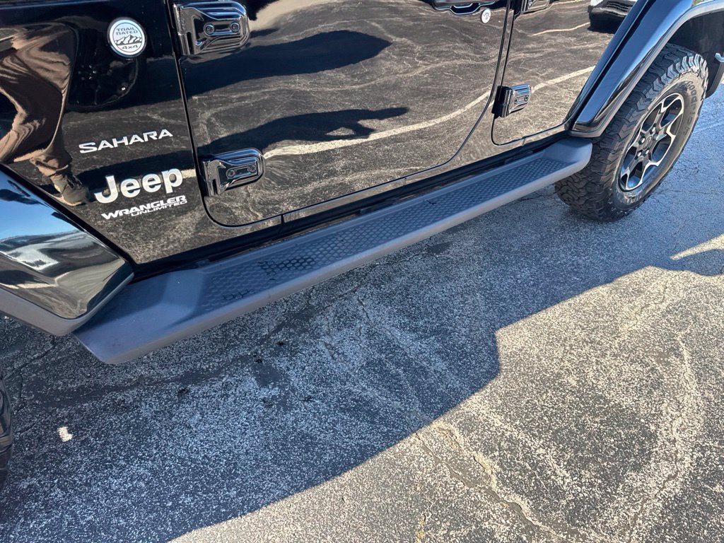 Used 2019 Jeep Wrangler Unlimited Sahara w/ Uconnect 4C Nav & Sound Group AWD/4WD image 46