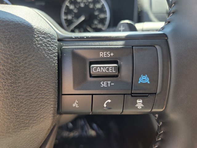 Used 2026 Nissan Rogue SV FWD image 27