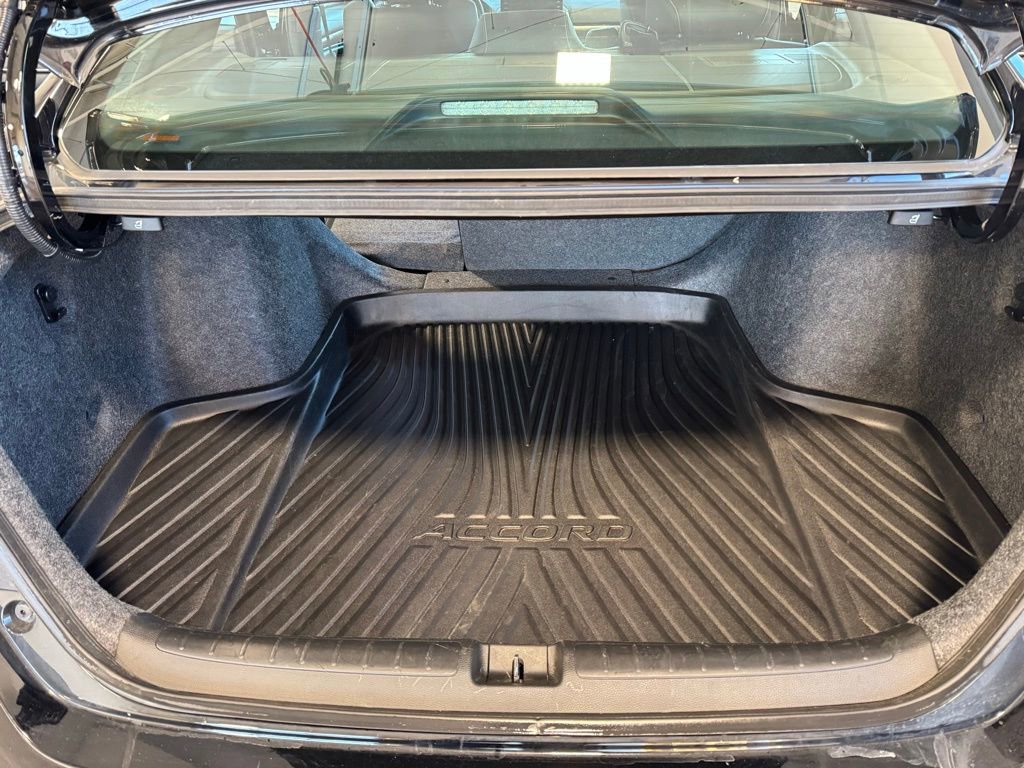 Used 2022 Honda Accord Sport image 6