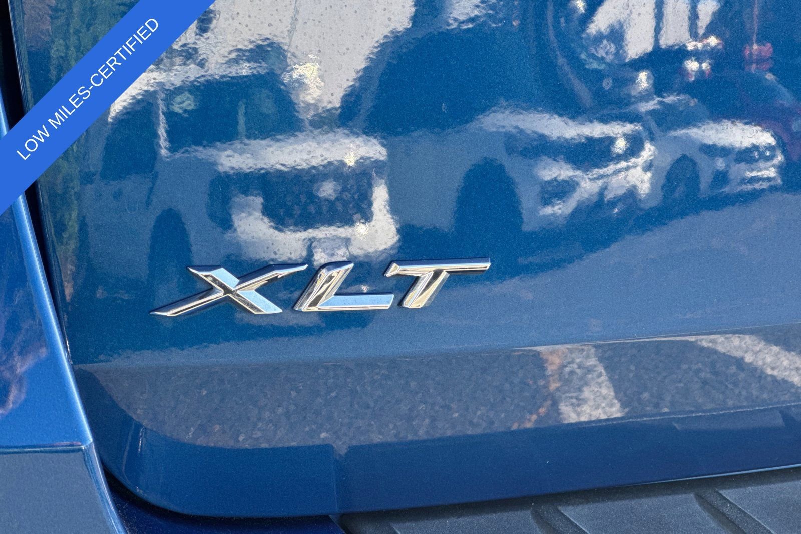 Certified 2022 Ford Explorer XLT w/ Equipment Group 202A RWD image 30
