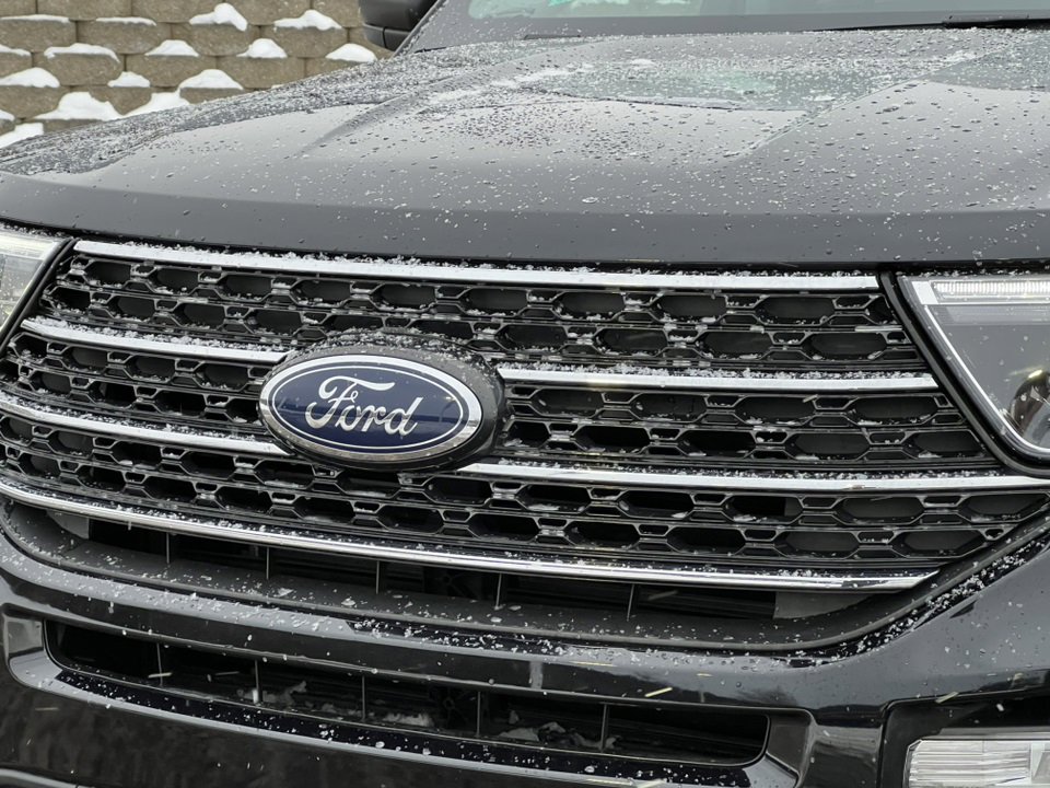 Certified 2022 Ford Explorer XLT w/ Equipment Group 202A image 37