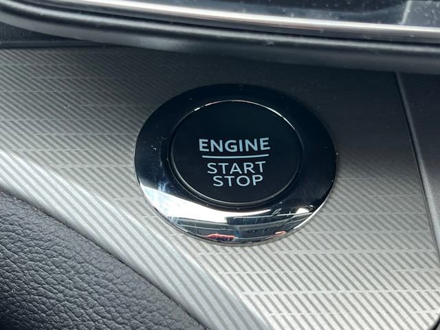 Certified 2023 Ford Explorer XLT w/ Equipment Group 202A image 36