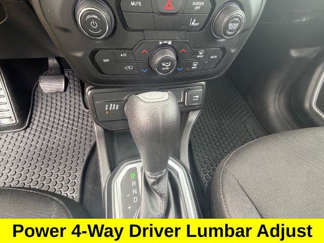 Used 2021 Jeep Renegade Latitude w/ Convenience Group AWD/4WD image 22