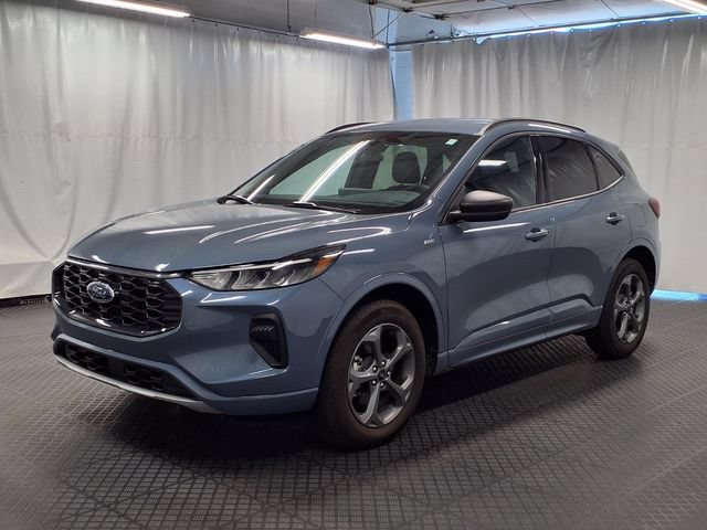 Certified 2024 Ford Escape ST-Line w/ Tech Pack #1 AWD/4WD image 24
