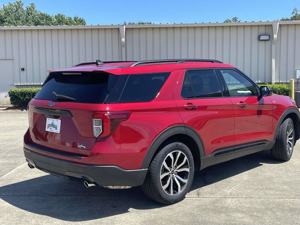 Certified 2022 Ford Explorer ST-Line RWD image 3