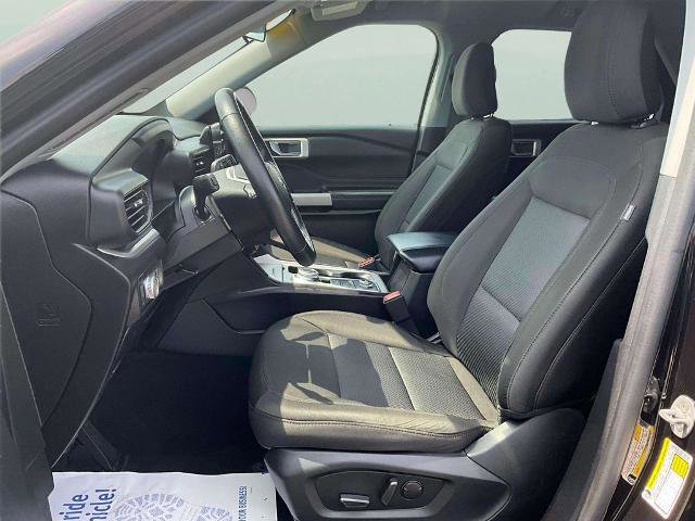 Certified 2022 Ford Explorer XLT w/ Class IV Trailer Tow Package image 27