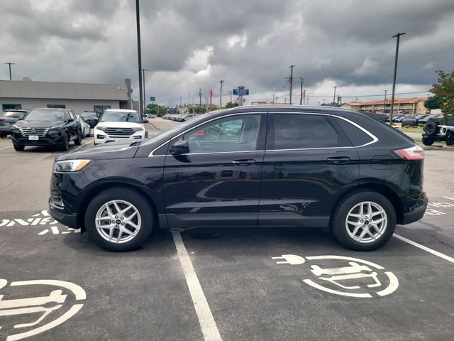 Certified 2024 Ford Edge SEL w/ Convenience Package AWD/4WD image 8