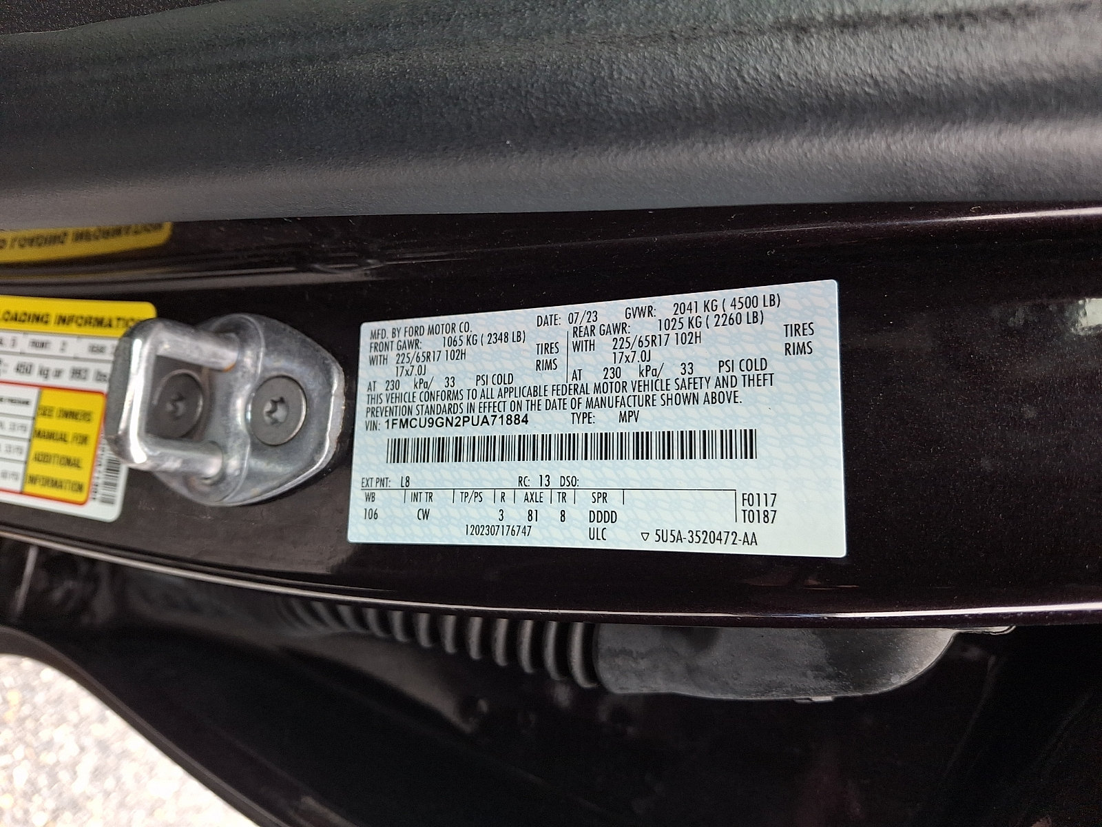 Certified 2023 Ford Escape Active AWD/4WD image 28