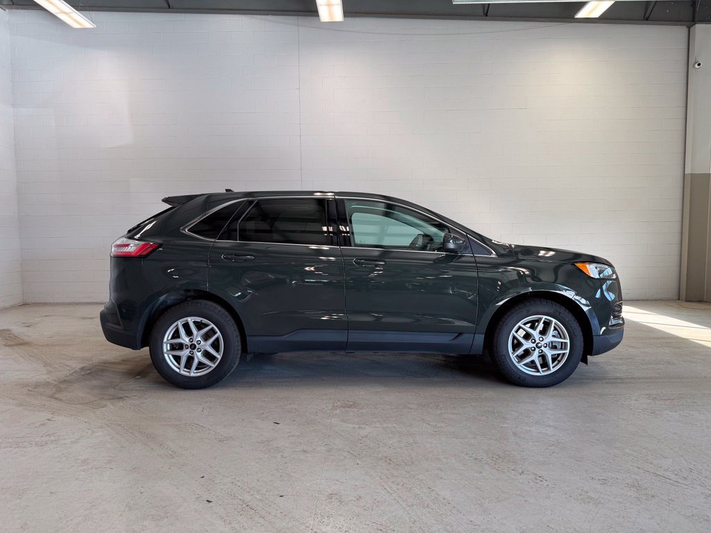 Certified 2023 Ford Edge SEL w/ Convenience Package AWD/4WD image 8