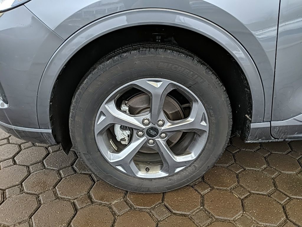 Certified 2024 Ford Escape ST-Line w/ Tech Pack #1 image 10