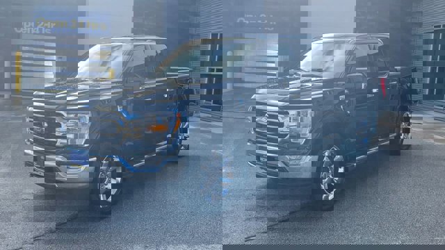 Certified 2022 Ford F150 XLT w/ Equipment Group 302A High image 5