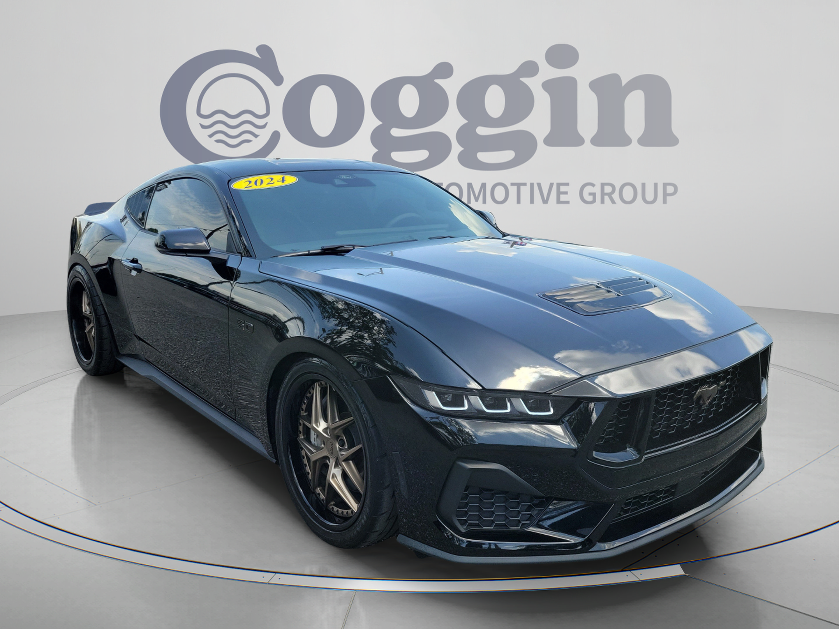 Certified 2024 Ford Mustang GT Premium RWD image 4