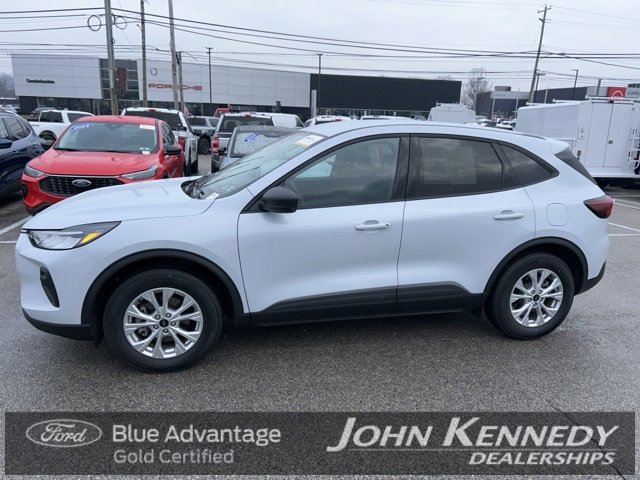 Certified 2025 Ford Escape Active w/ Cold Weather Package image 2