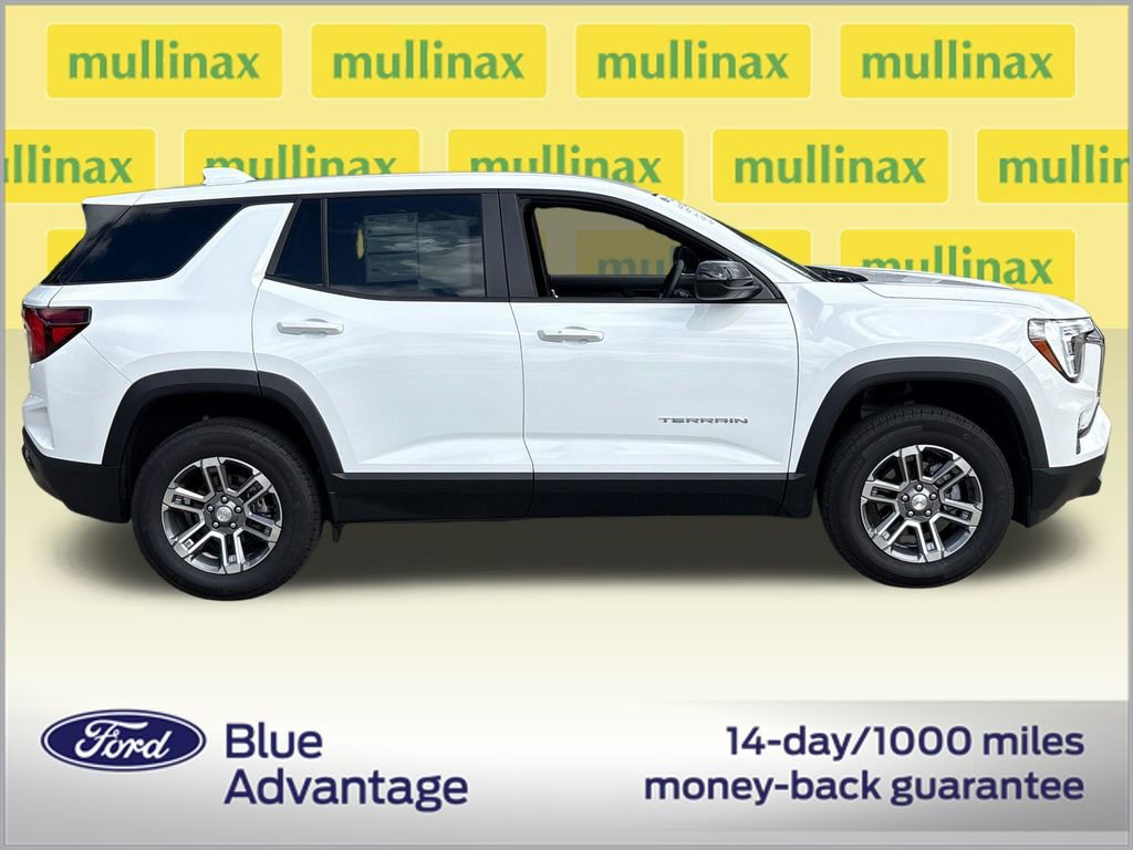Used 2026 GMC Terrain Elevation FWD image 2