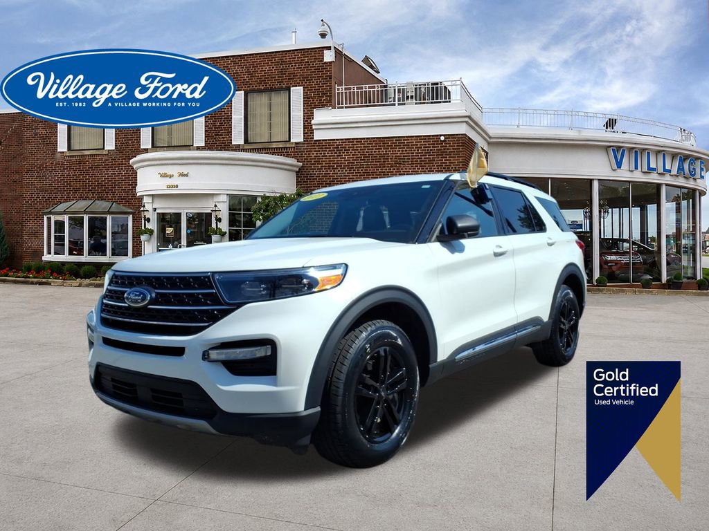 Certified 2023 Ford Explorer XLT w/ Equipment Group 202A