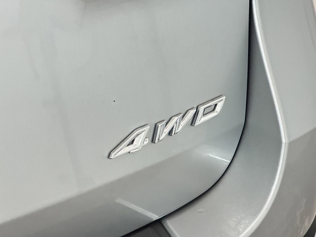 Certified 2022 Ford Explorer XLT w/ Equipment Group 202A image 19