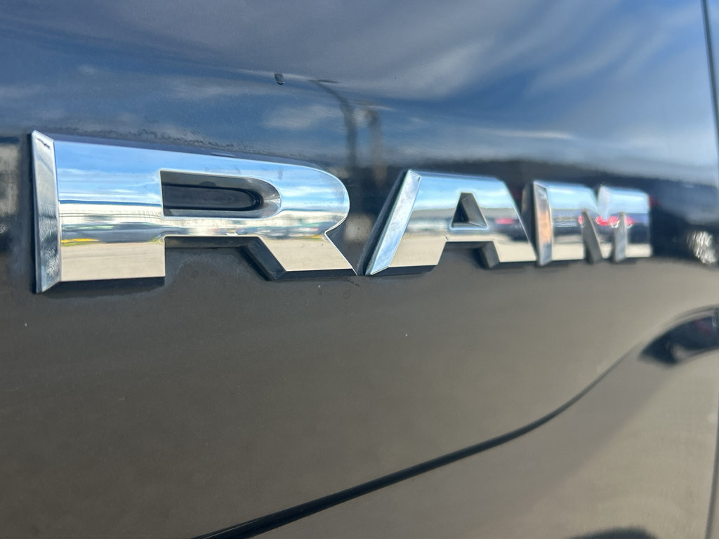 Used 2022 RAM 1500 Big Horn AWD/4WD image 10