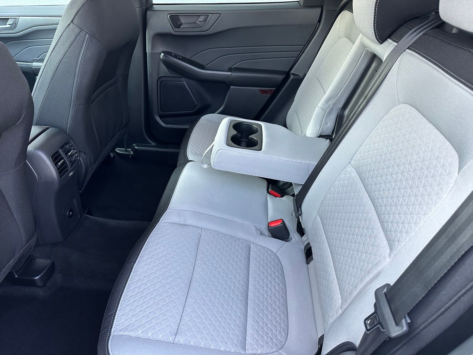 Certified 2025 Ford Escape Active FWD image 23