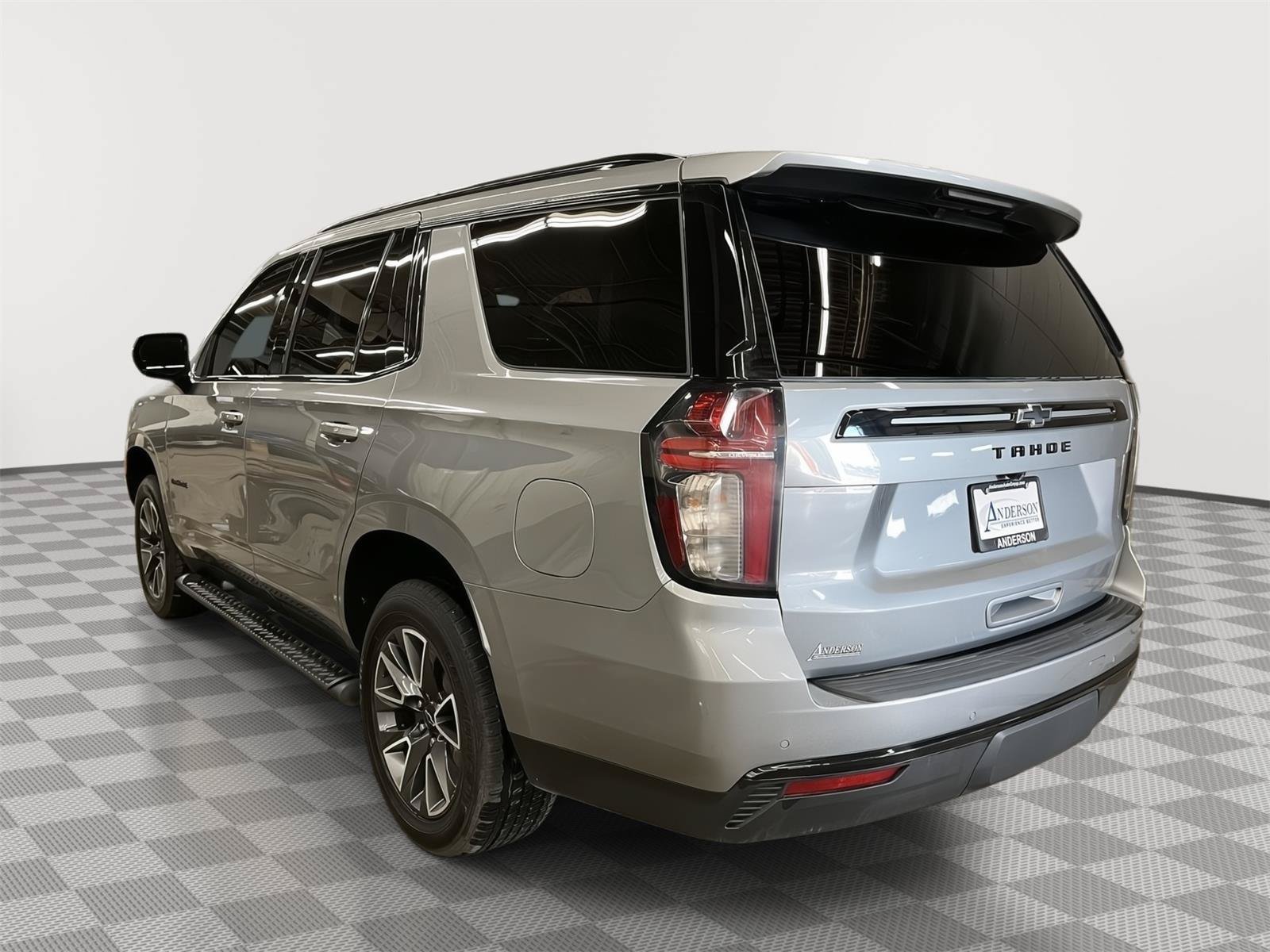 Used 2023 Chevrolet Tahoe Z71 AWD/4WD image 7