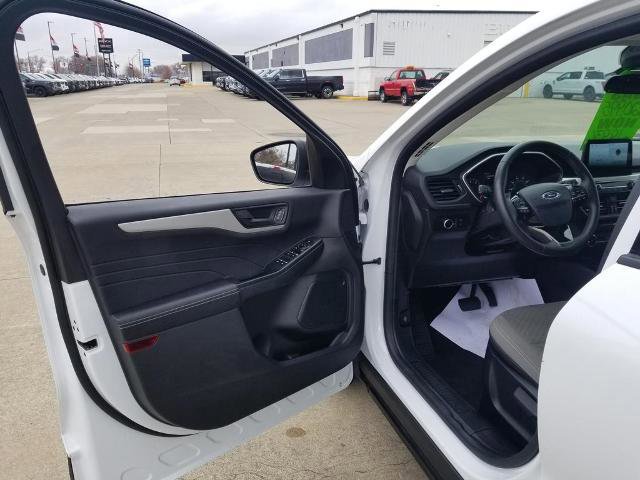 Certified 2022 Ford Escape SE w/ Cold Weather Package image 10