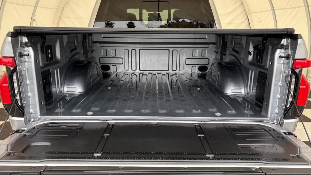 Certified 2024 Ford F150 Lightning Lariat image 4