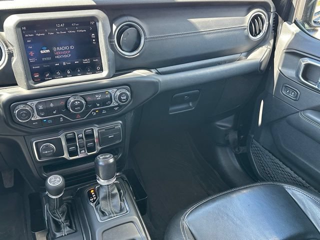 Used 2021 Jeep Wrangler Unlimited Sahara w/ Cold Weather Group AWD/4WD image 11